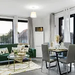 One And Two Bed Apartments Slough Near Heathrow