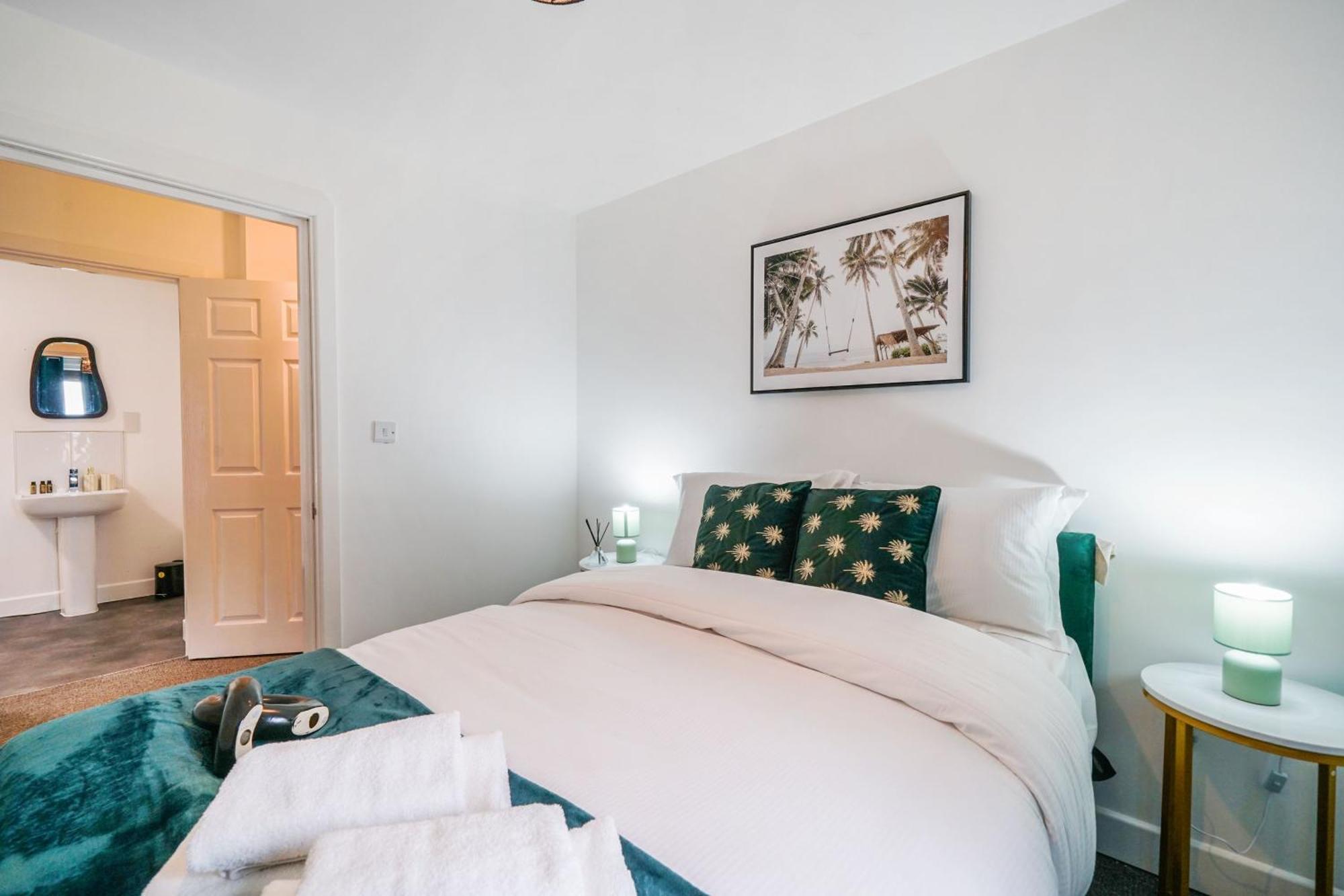 Apartment One And Two Bed Slough Near Heathrow