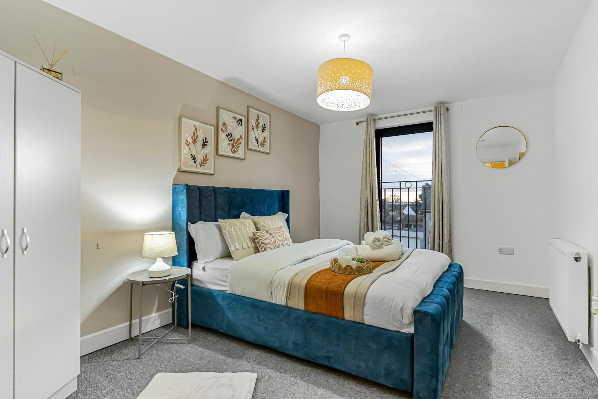 Apartment One And Two Bed Slough Near Heathrow *